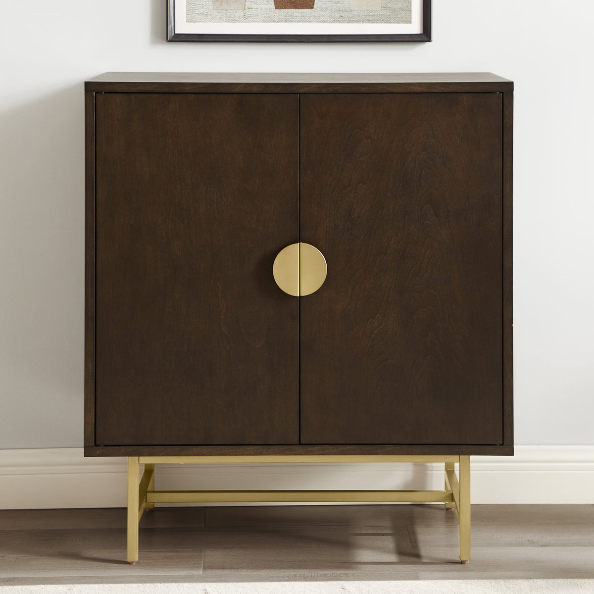 Dark Brown Wood Bar Cabinet I32449