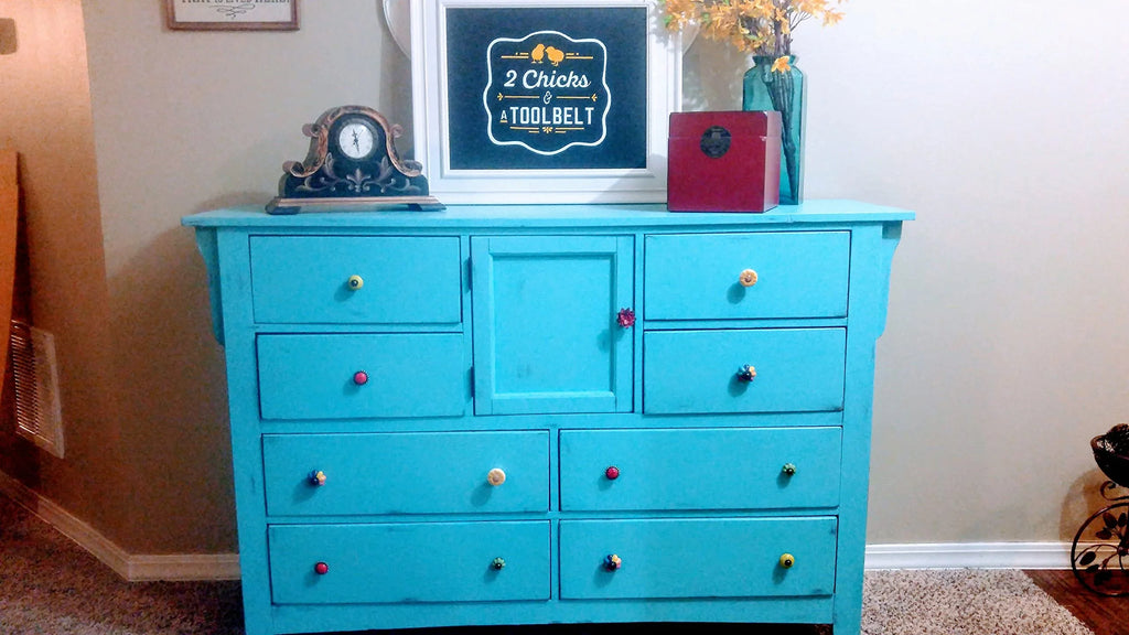 Aqua Bay (Aqua Blue) 16 oz Chalk Style Paint Y975