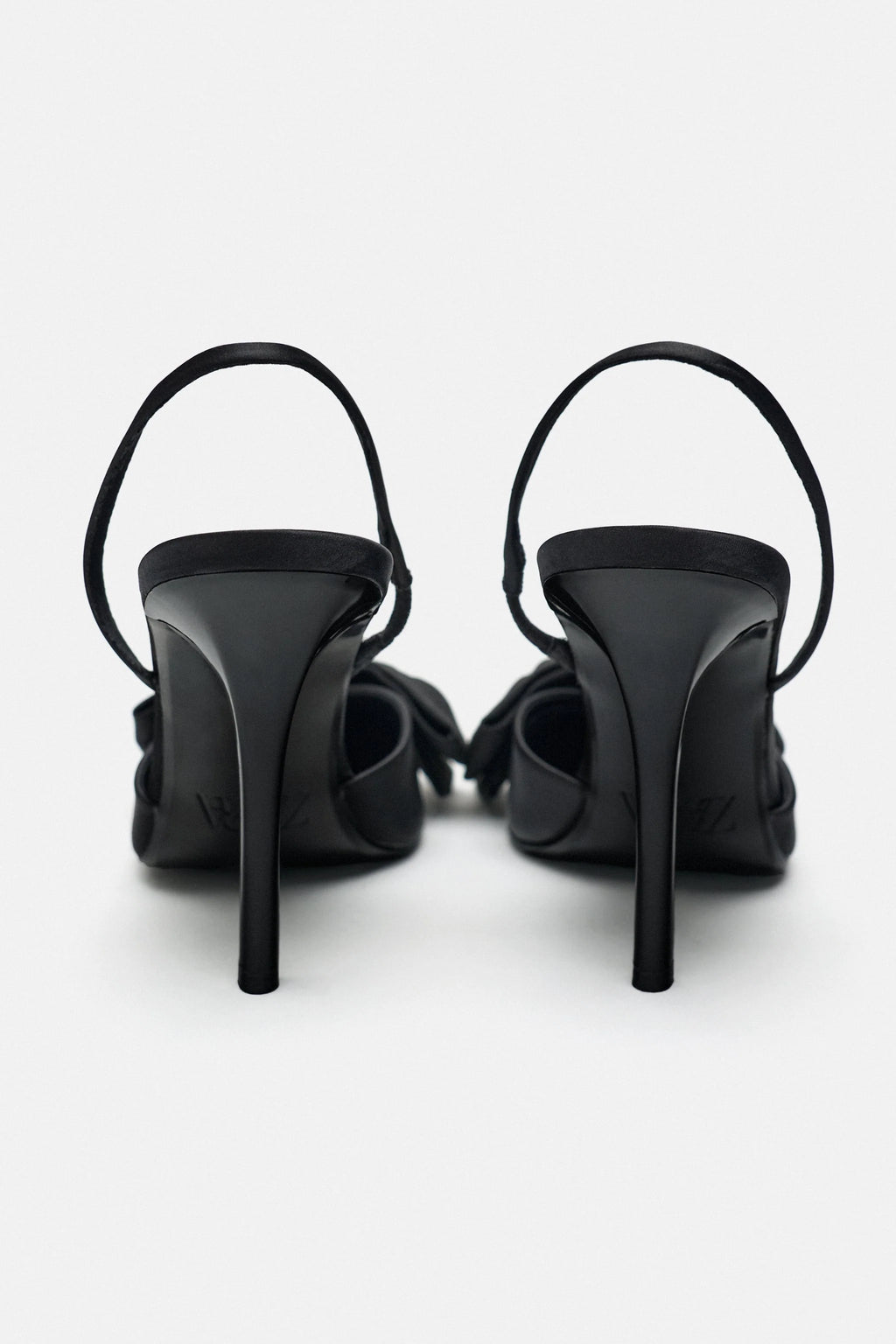Heeled Shoes M1682
