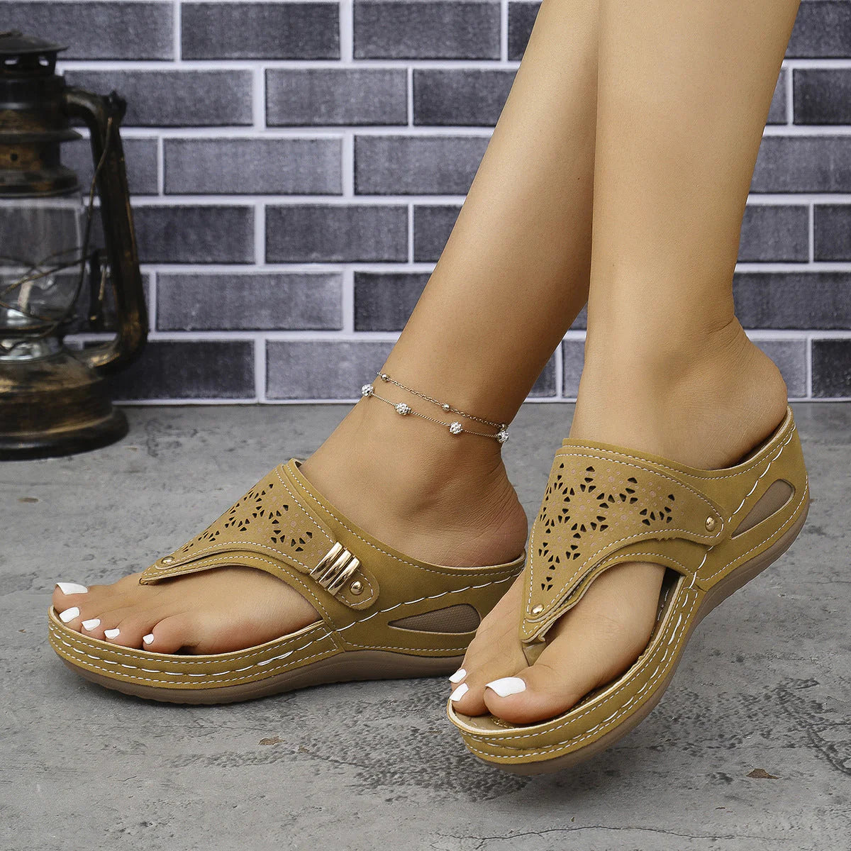 Platform Sandals H3746
