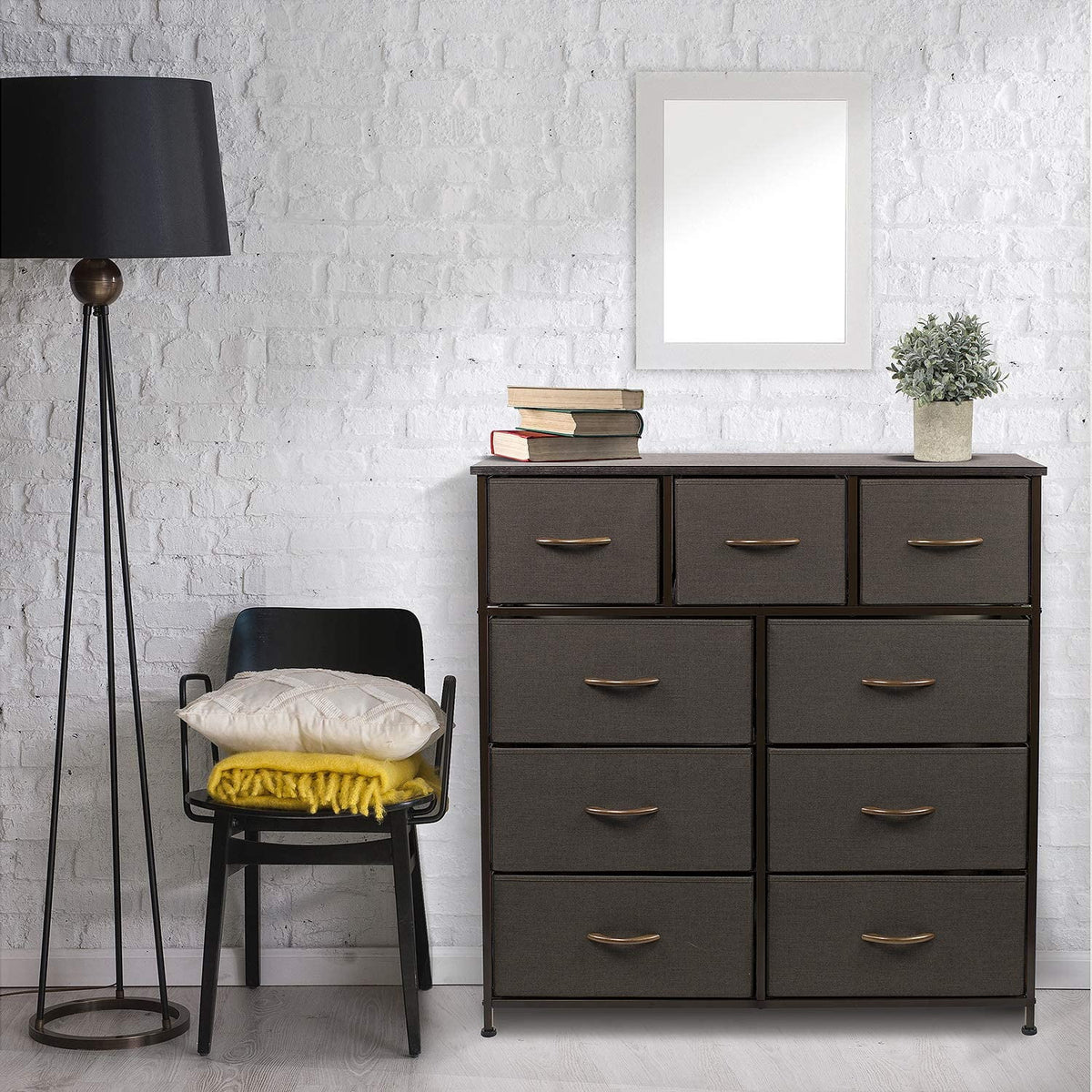 Brown 9 Drawer Dresser I454